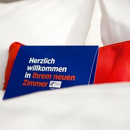 Express By Ihg Hotel 3*