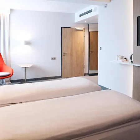 Express By Ihg Ξενοδοχείο