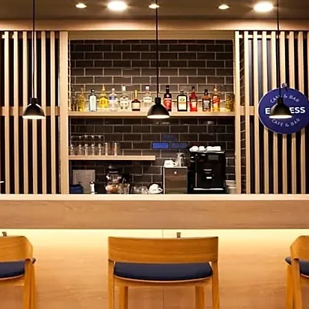 Express By Ihg Hotel Bochum
