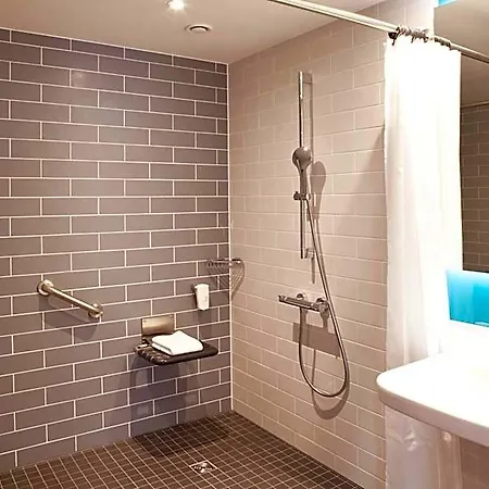Express By Ihg Hotel Bochum