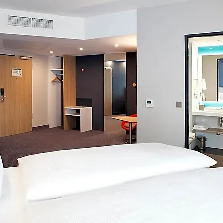 Express By Ihg 3*