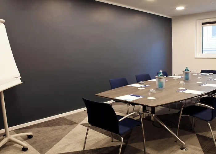 Express By Ihg Hotel Bochum