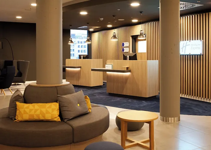 Express By Ihg 酒店