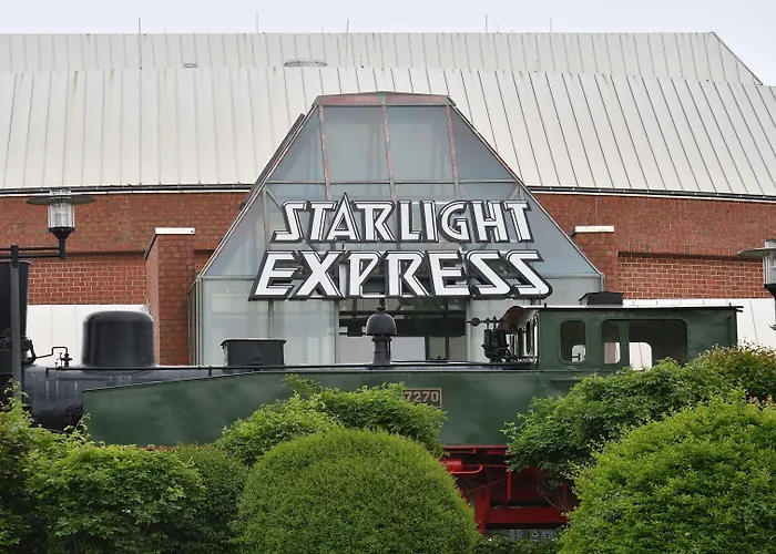 Express By Ihg בוכום